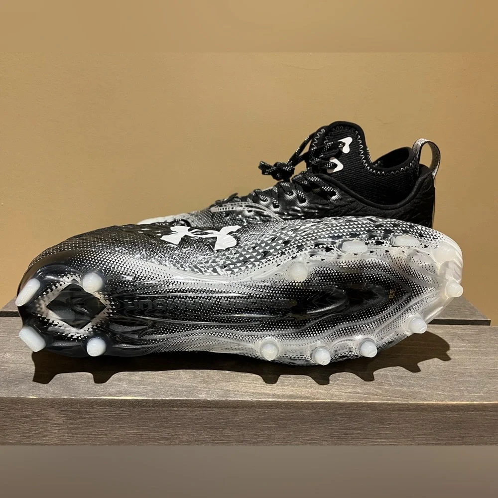 Under Armour UA Spotlight Clone MC Football Cleats -NWOB - Men's Sz 11.5 - Picture 3 of 8
